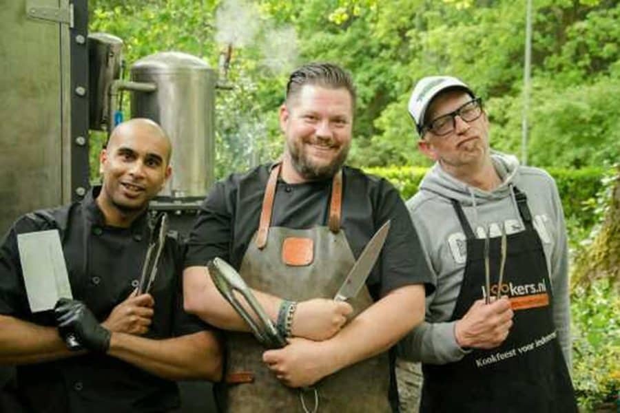 Big green egg barbecue aan huis met BBQ chef kok op locatie